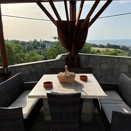 El Paraiso Holiday home